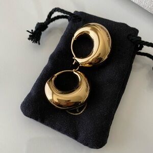 Mejuri Sculptural Hoops